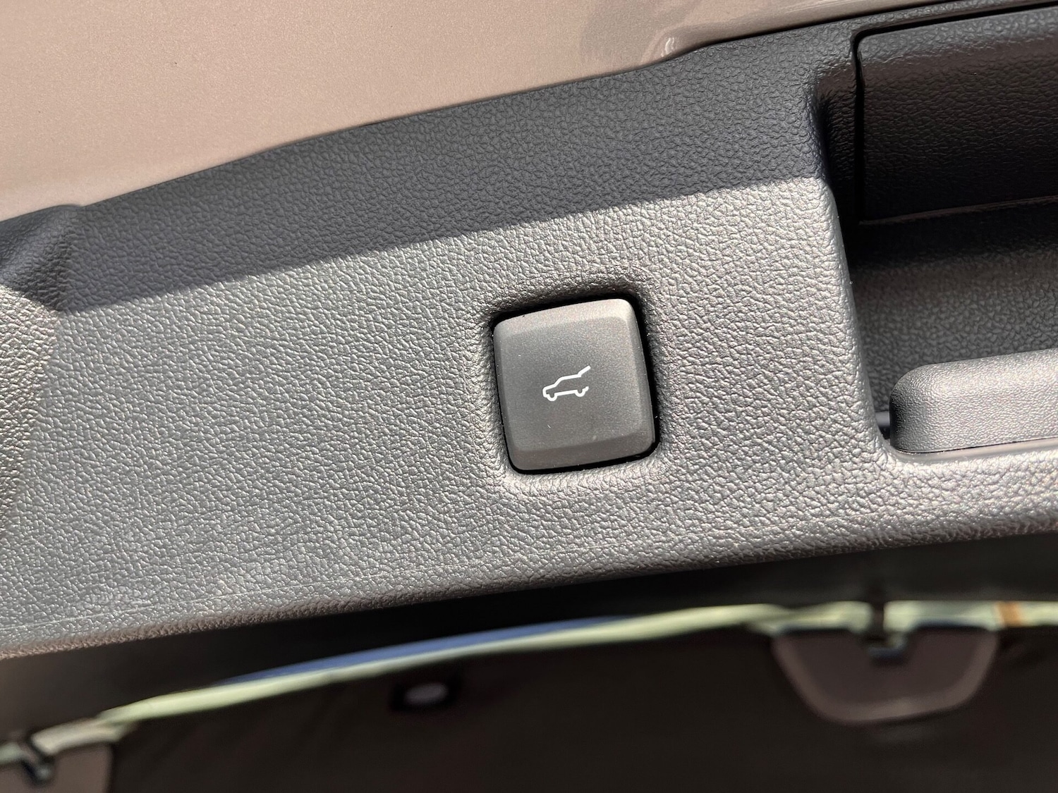 Used Ford Kuga 2022 for sale - 76352349: Photo 81