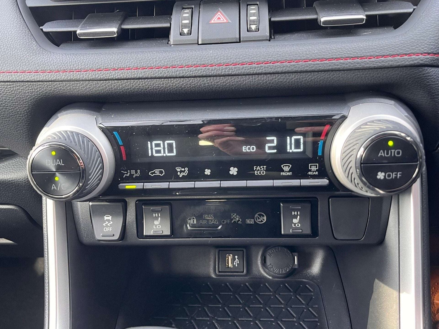 Used Toyota RAV4 2024 for sale - 76957845: Photo 44