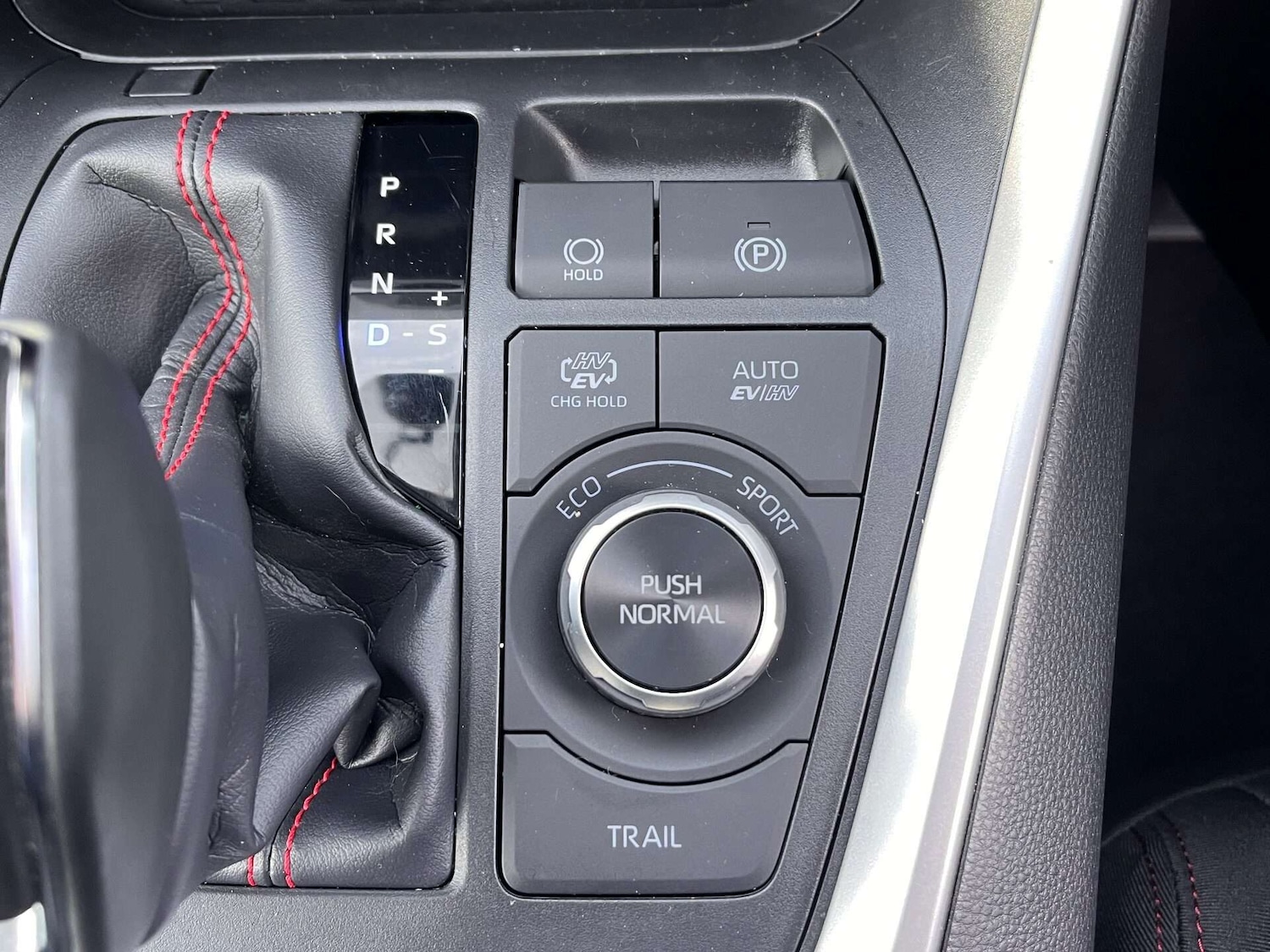 Used Toyota RAV4 2024 for sale - 76957845: Photo 48