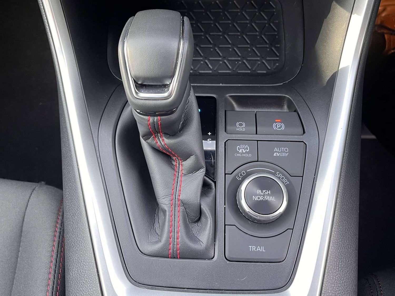 Used Toyota RAV4 2024 for sale - 76957845: Photo 49