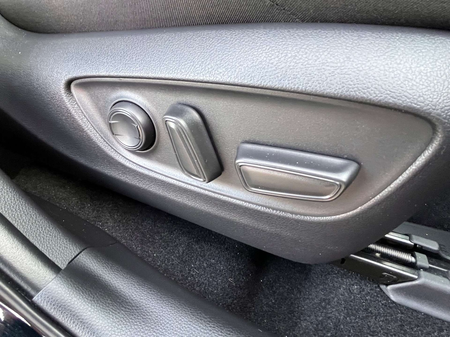 Used Toyota RAV4 2024 for sale - 76957845: Photo 60