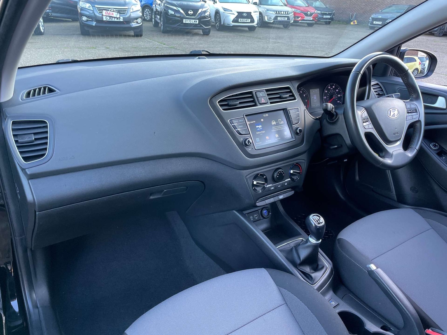 Used Hyundai i20 2019 for sale - 77086082: Photo 31