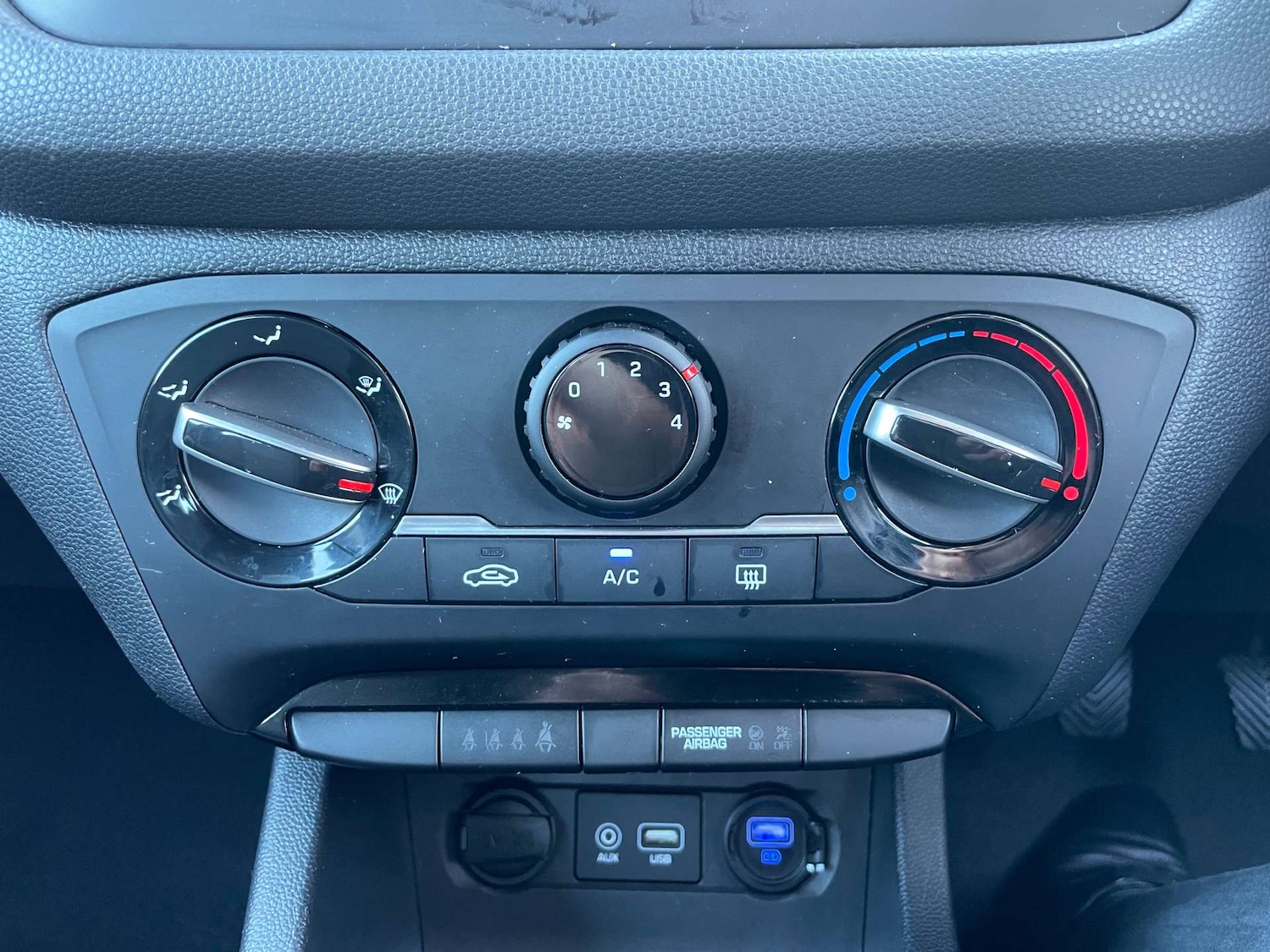 Used Hyundai i20 2019 for sale - 77086082: Photo 44