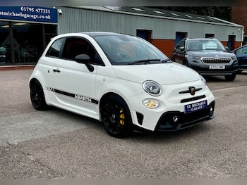 Used Abarth 695 2024 for sale - 79734664: Photo