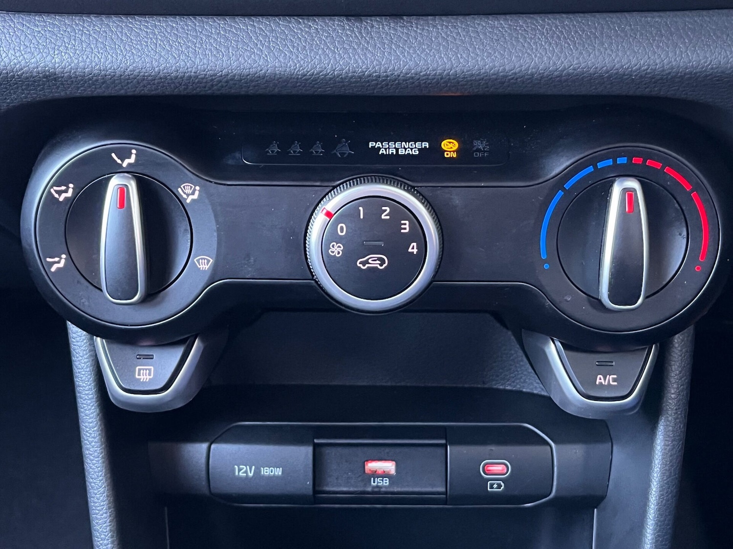 Used Kia Picanto 2024 for sale - 76287042: Photo 43
