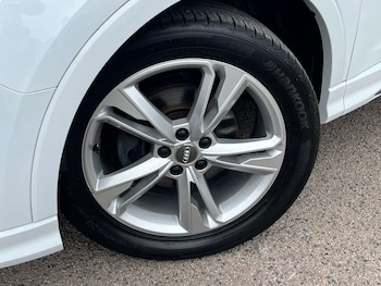 Used Audi Q3 2019 for sale - 78926533: Photo
