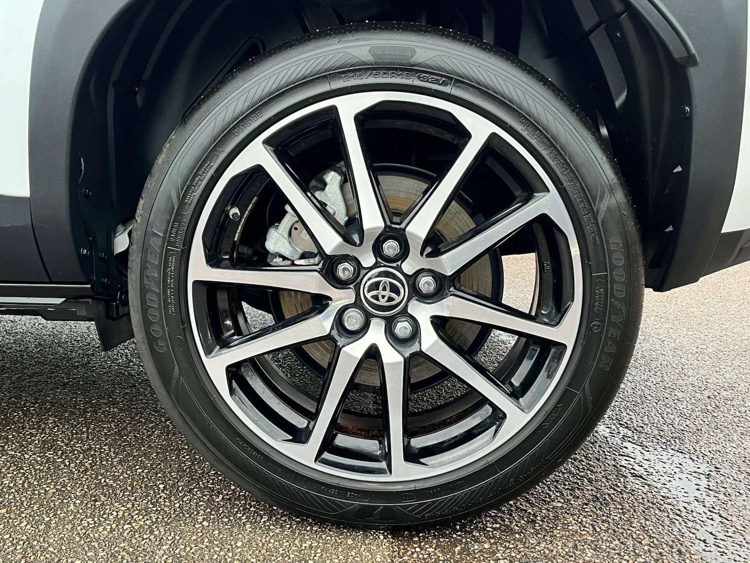 Used Toyota Yaris Cross 2023 for sale - 76905313: Photo 13