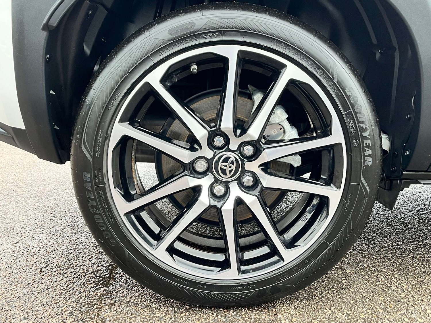 Used Toyota Yaris Cross 2023 for sale - 76905313: Photo 16