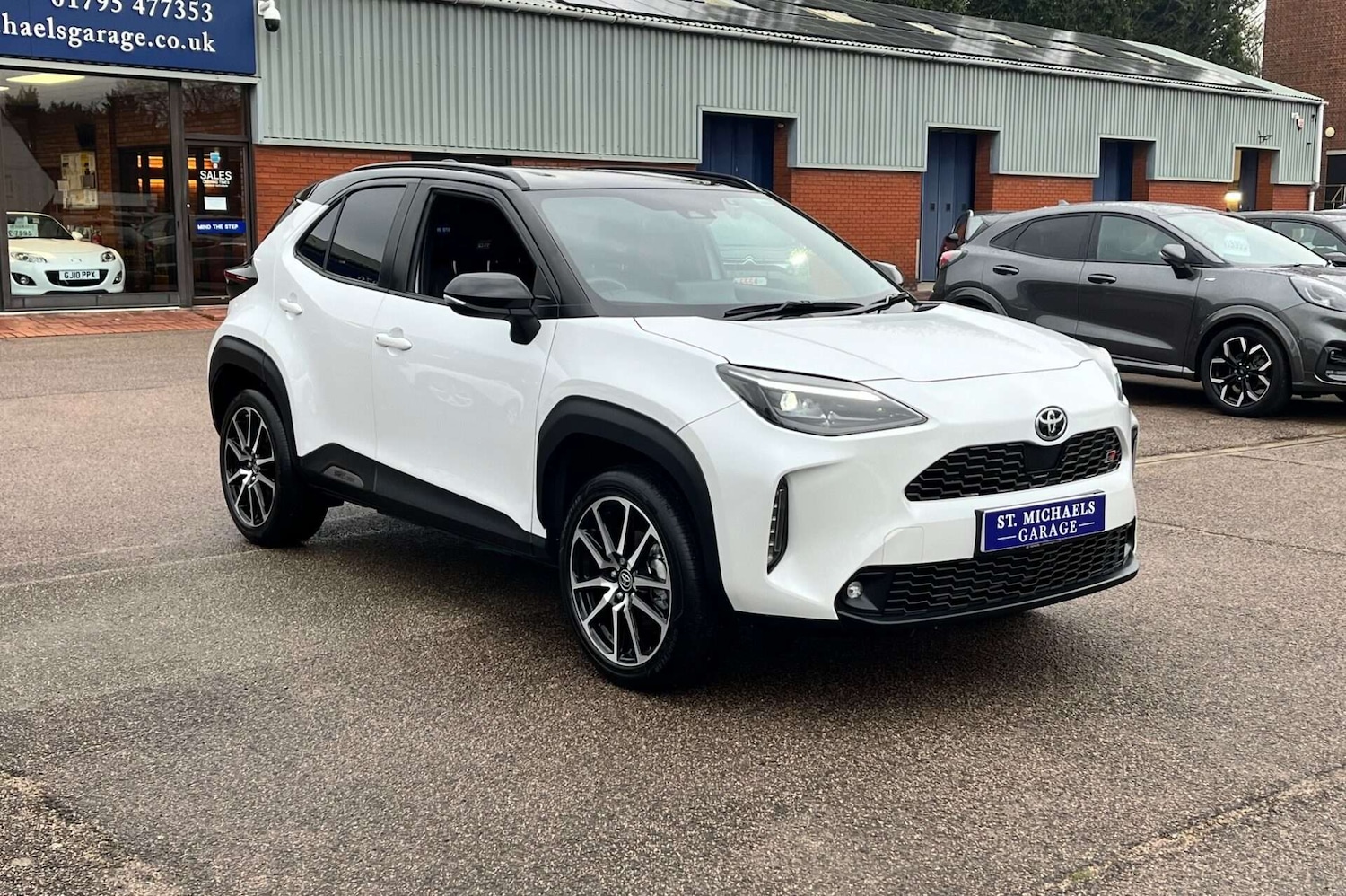 Used Toyota Yaris Cross 2023 for sale - 76905313: Photo 4