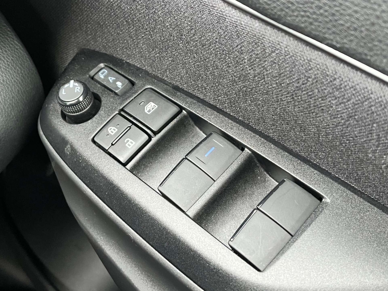 Used Toyota Yaris Cross 2023 for sale - 76905313: Photo 56