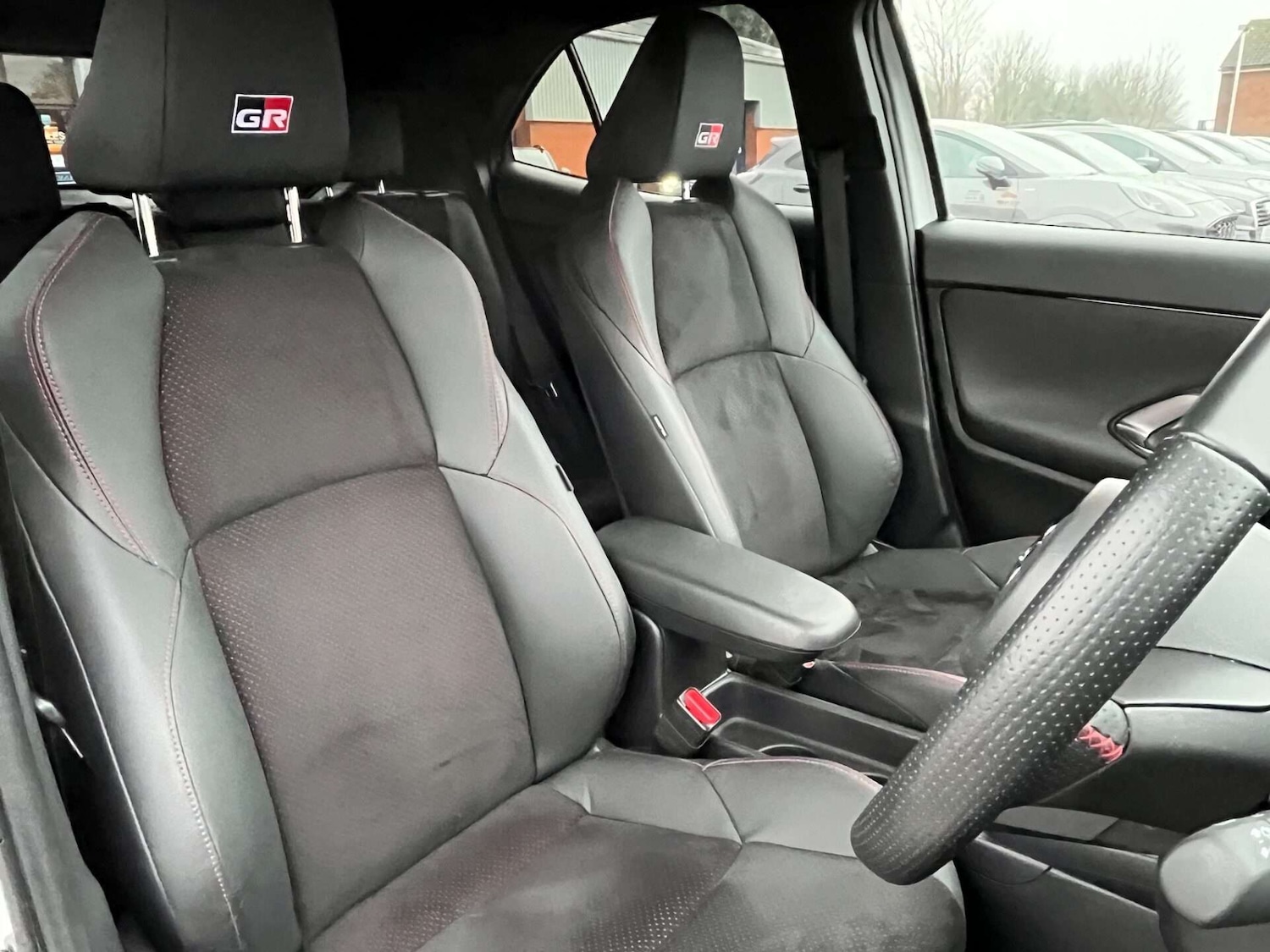 Used Toyota Yaris Cross 2023 for sale - 76905313: Photo 57