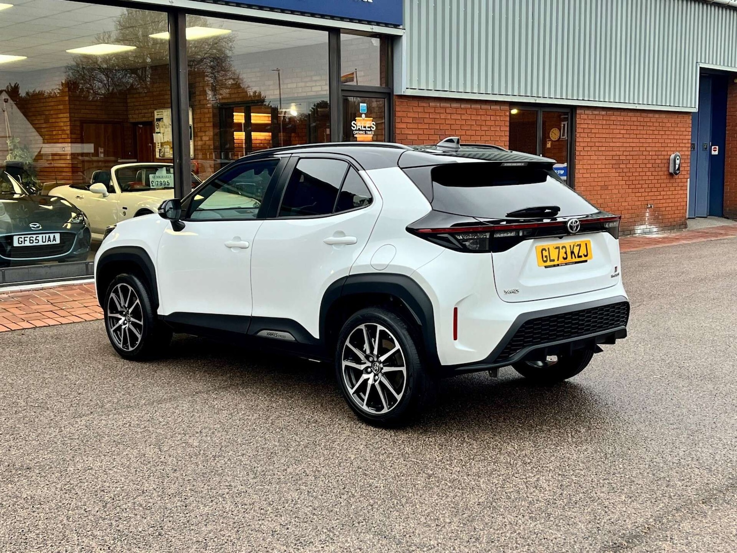 Used Toyota Yaris Cross 2023 for sale - 76905313: Photo 9