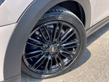 Used MINI Hatch 2022 for sale - 74825393: Photo