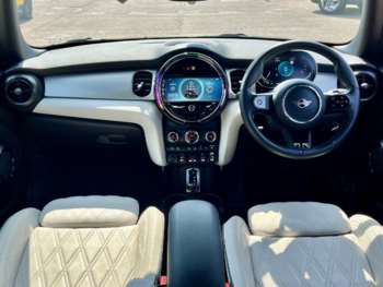 Used MINI Hatch 2022 for sale - 74825393: Photo