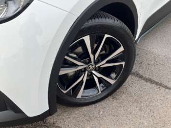 Used Toyota C-HR 2024 for sale - 74817777: Photo