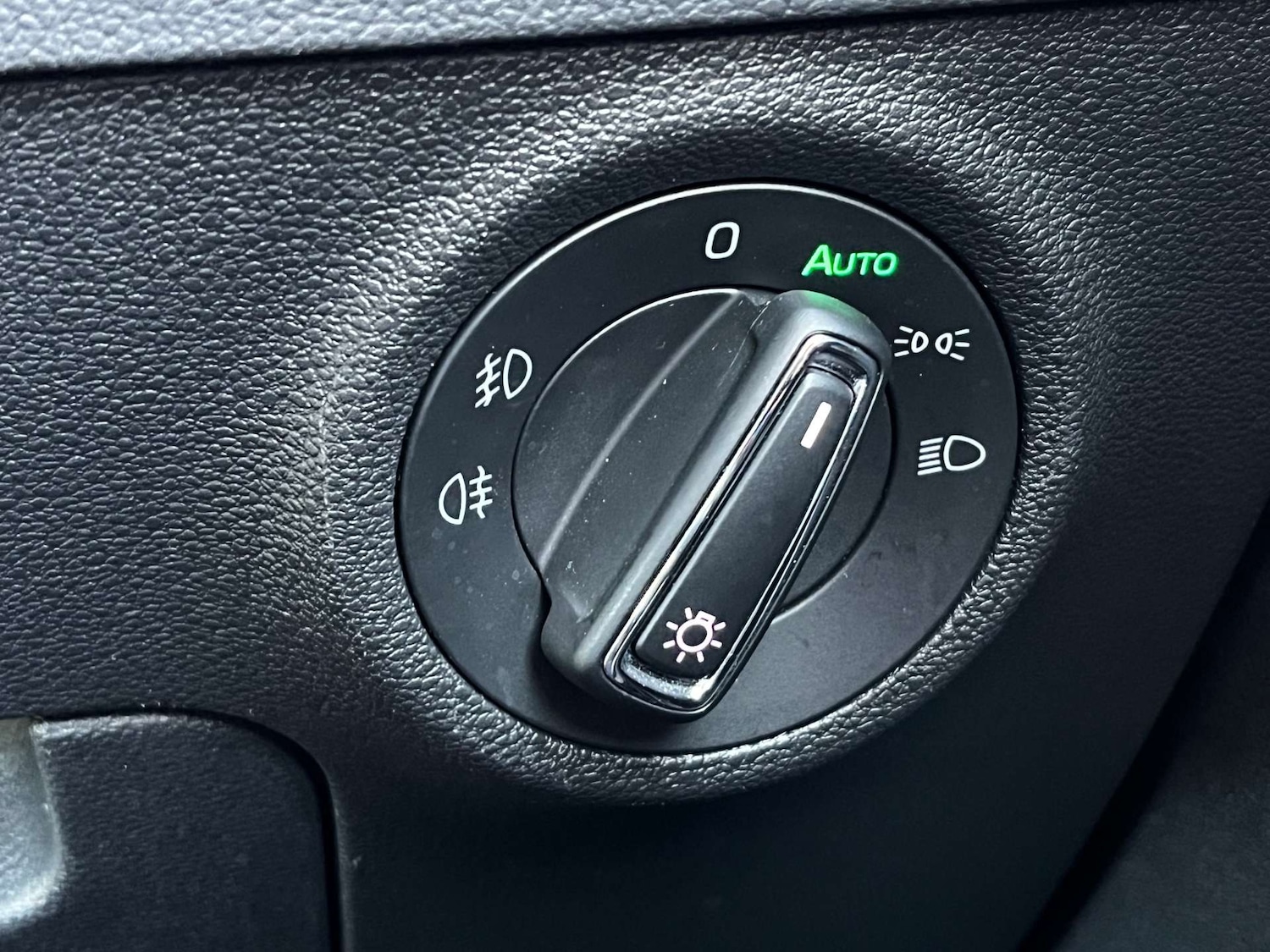 Used Skoda Karoq 2020 for sale - 77045743: Photo 66