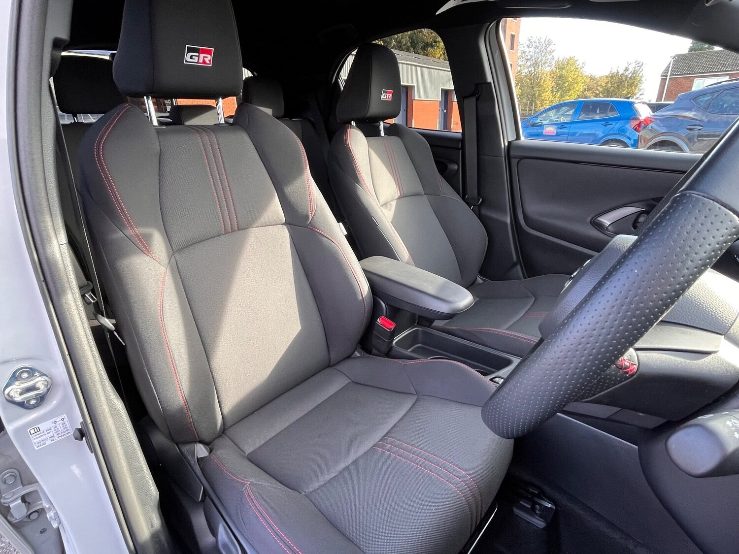 Used Toyota Yaris 2023 for sale - 76287055: Photo 66