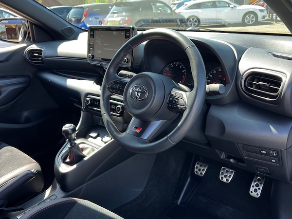 Used Toyota Yaris 2021 for sale - 75425973: Photo 19