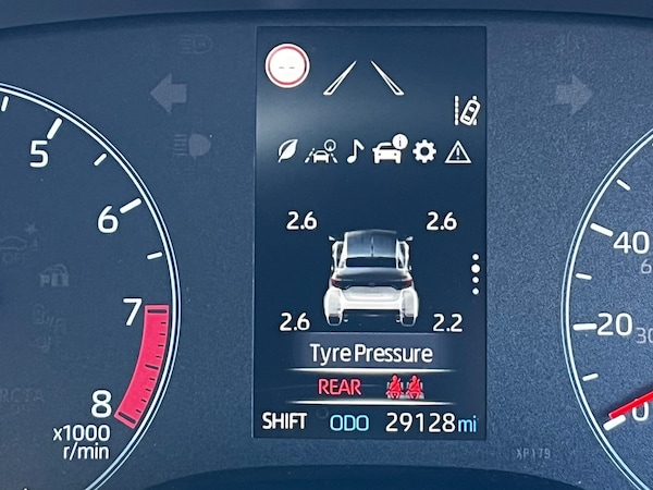 Used Toyota Yaris 2021 for sale - 75425973: Photo 28