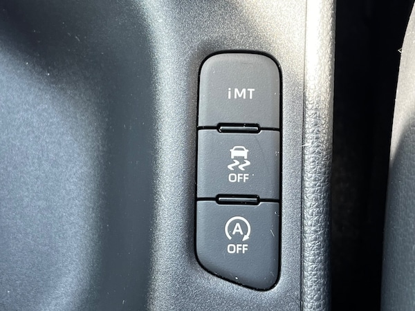 Used Toyota Yaris 2021 for sale - 75425973: Photo 49