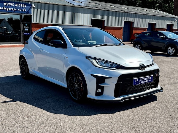 Used Toyota Yaris 2021 for sale - 75425973: Photo 4