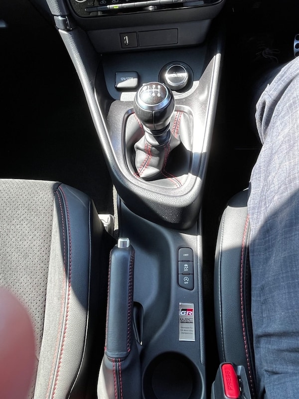 Used Toyota Yaris 2021 for sale - 75425973: Photo 51