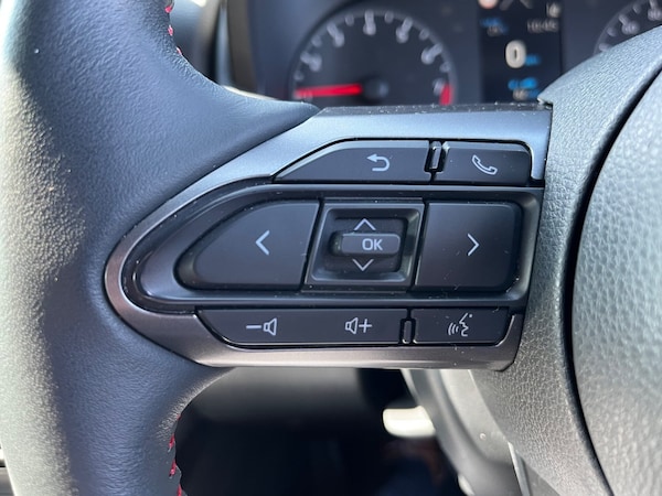 Used Toyota Yaris 2021 for sale - 75425973: Photo 53
