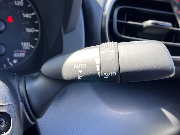 Used Toyota Yaris 2021 for sale - 75425973: Photo 56