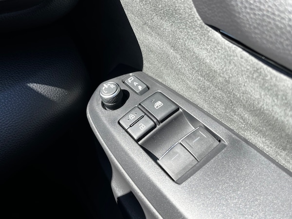 Used Toyota Yaris 2021 for sale - 75425973: Photo 59