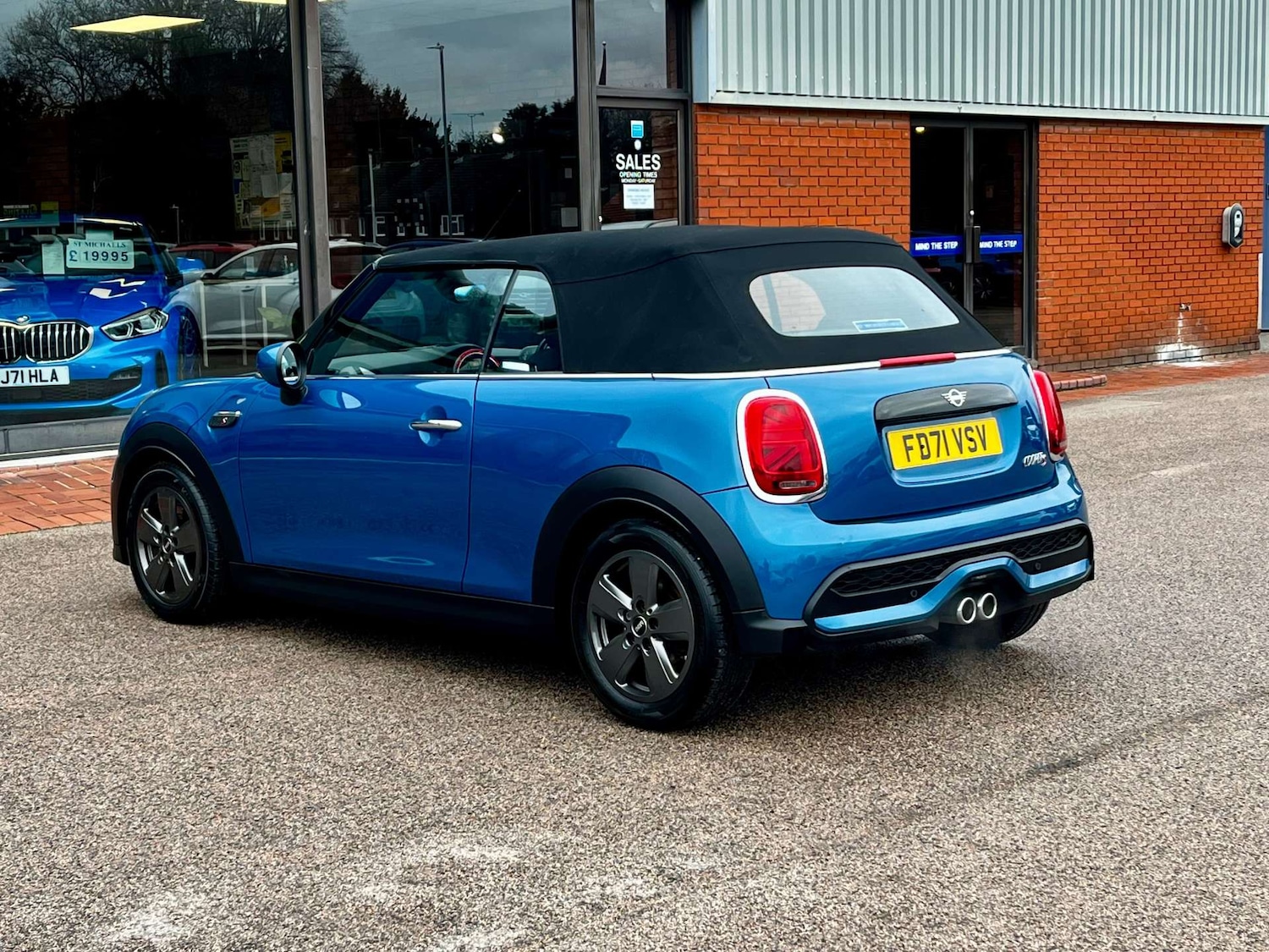Used MINI Convertible 2022 for sale - 77297283: Photo 10