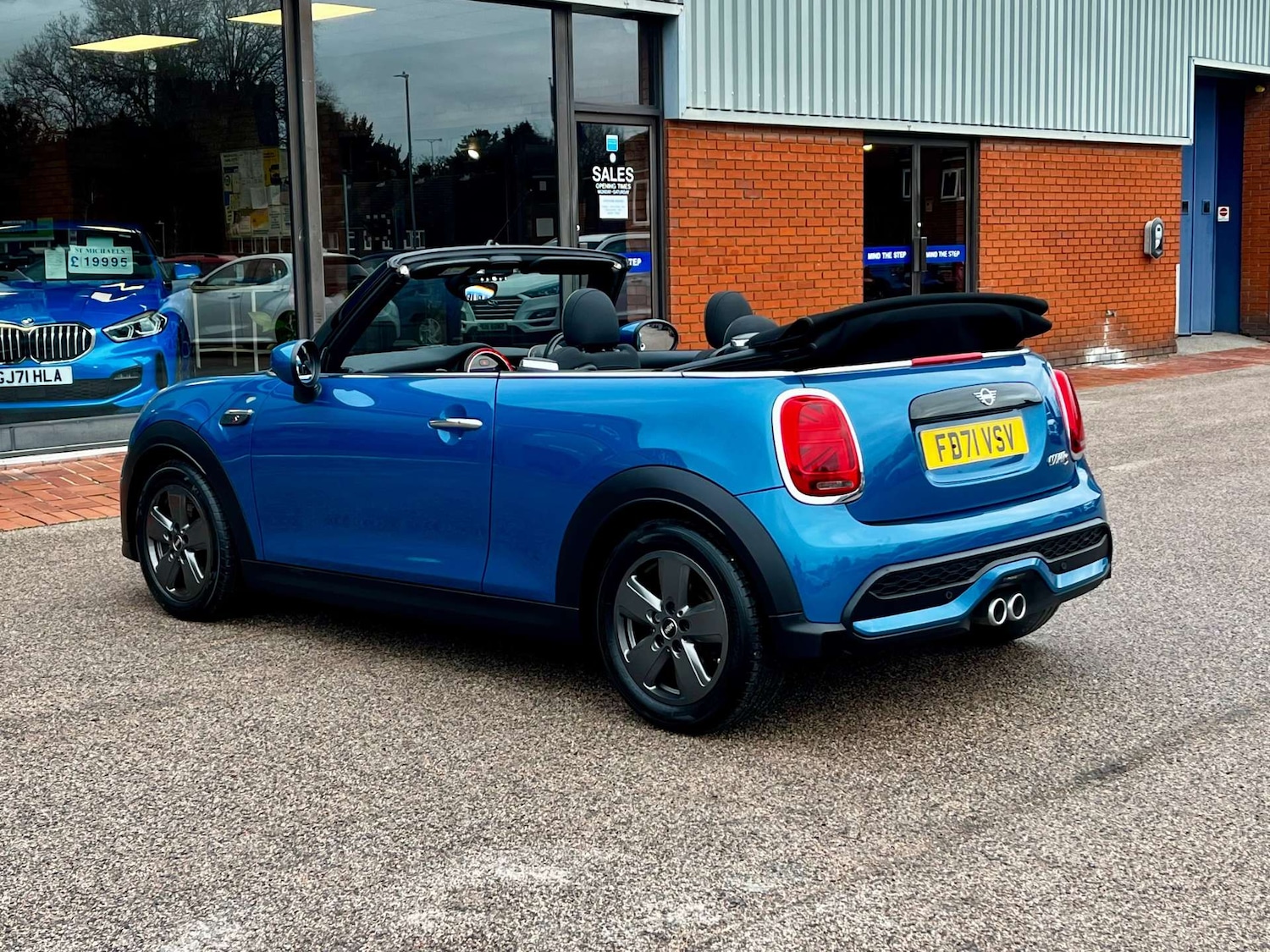 Used MINI Convertible 2022 for sale - 77297283: Photo 11