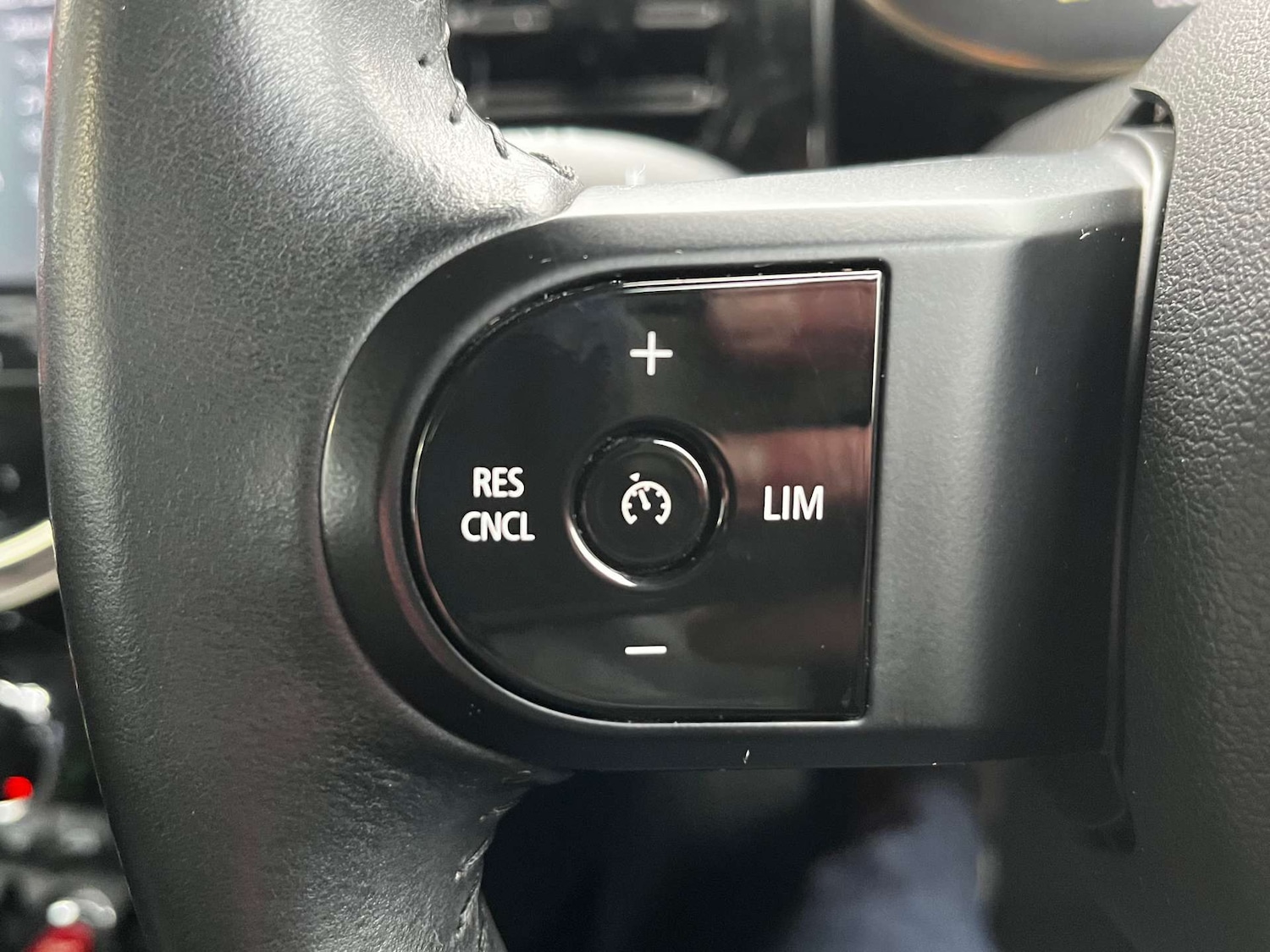 Used MINI Convertible 2022 for sale - 77297283: Photo 47