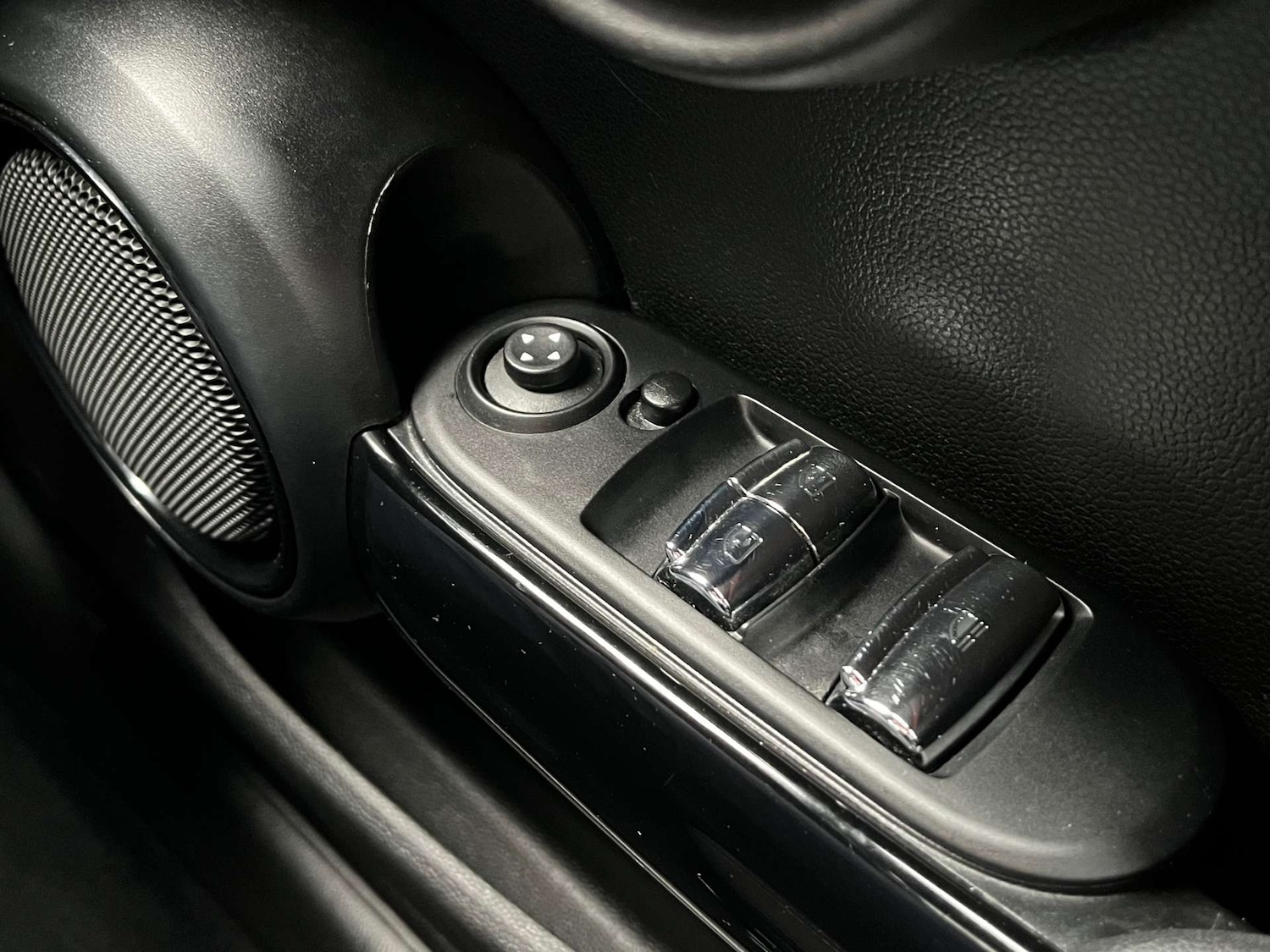 Used MINI Convertible 2022 for sale - 77297283: Photo 53