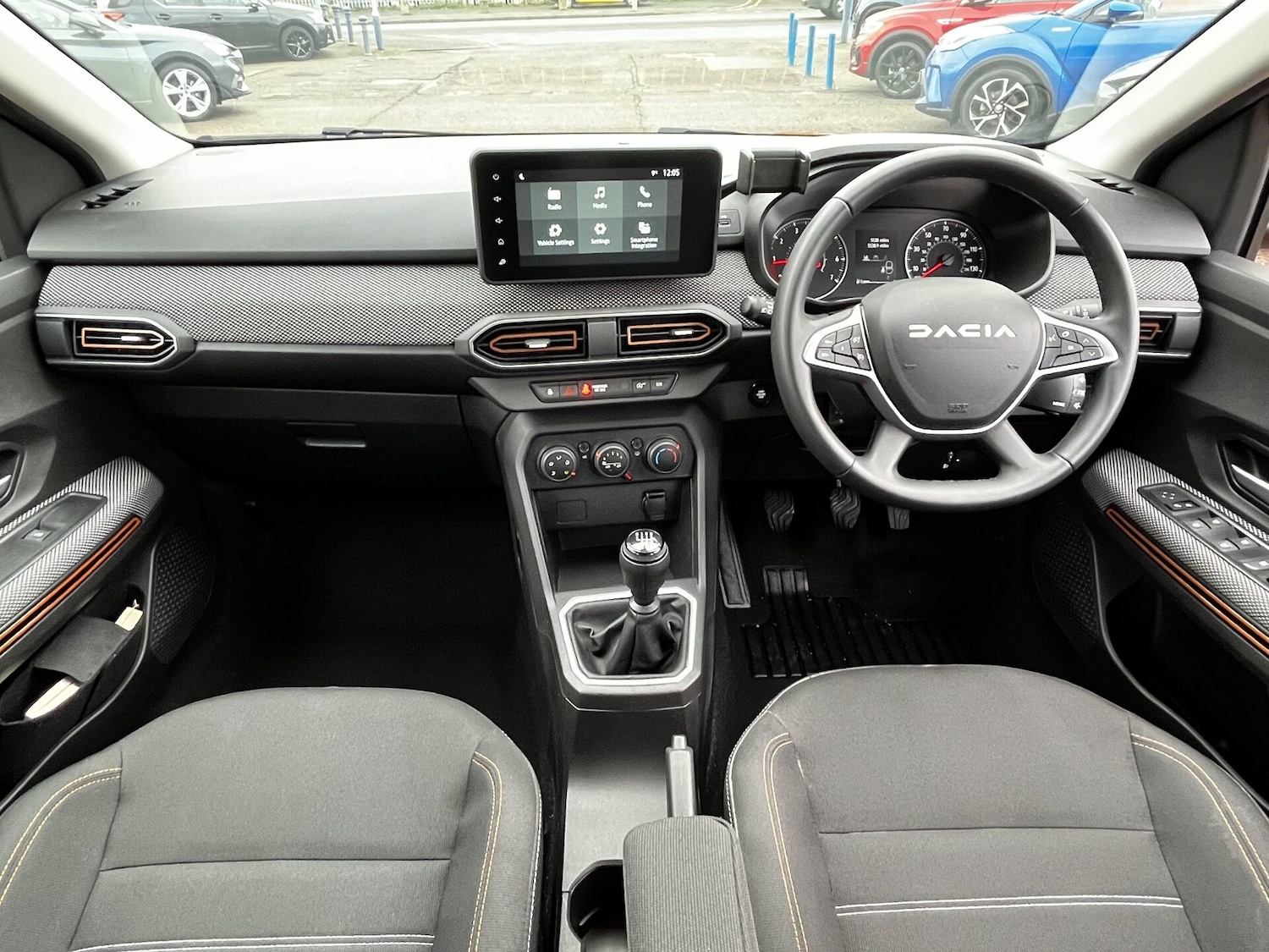 Used Dacia Sandero Stepway 2024 for sale - 76682452: Photo 2