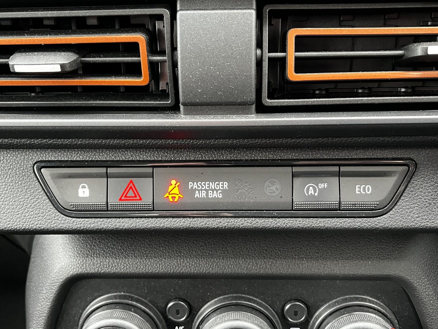 Used Dacia Sandero Stepway 2024 for sale - 76682452: Photo 37