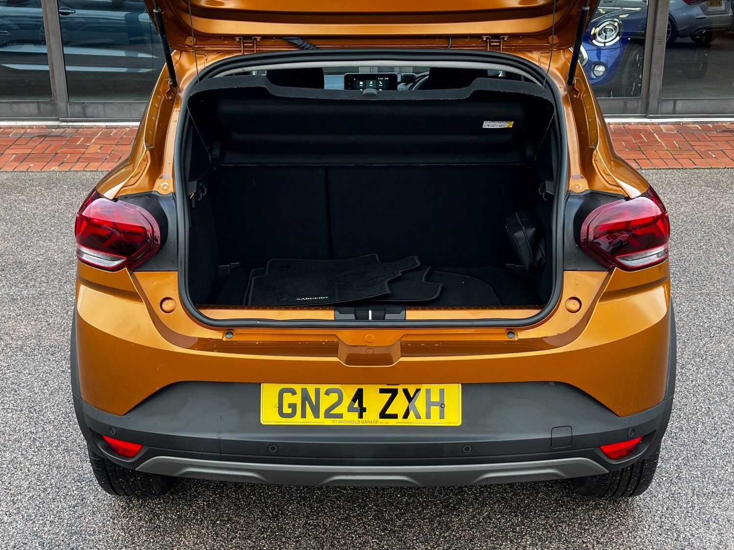 Used Dacia Sandero Stepway 2024 for sale - 76682452: Photo 53