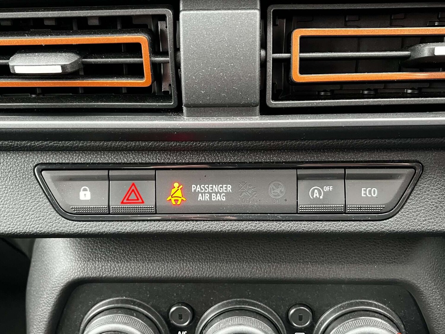 Used Dacia Sandero Stepway 2024 for sale - 76957791: Photo 37