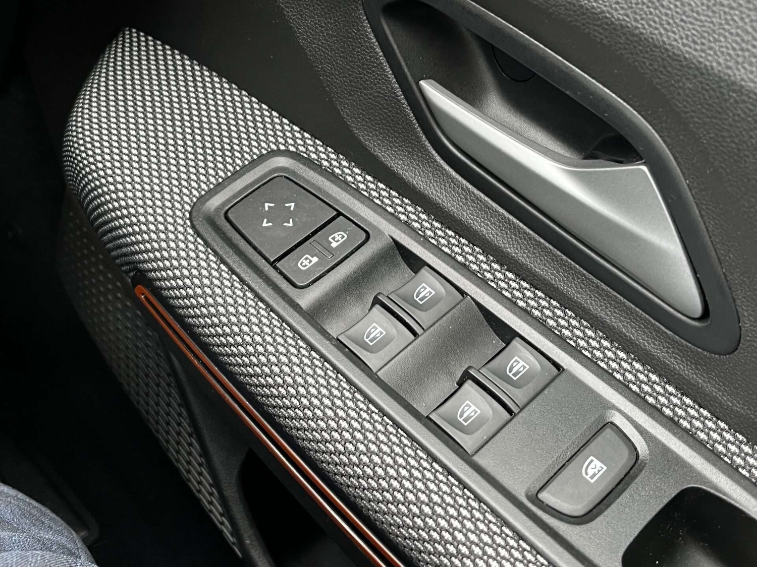 Used Dacia Sandero Stepway 2024 for sale - 76957791: Photo 48