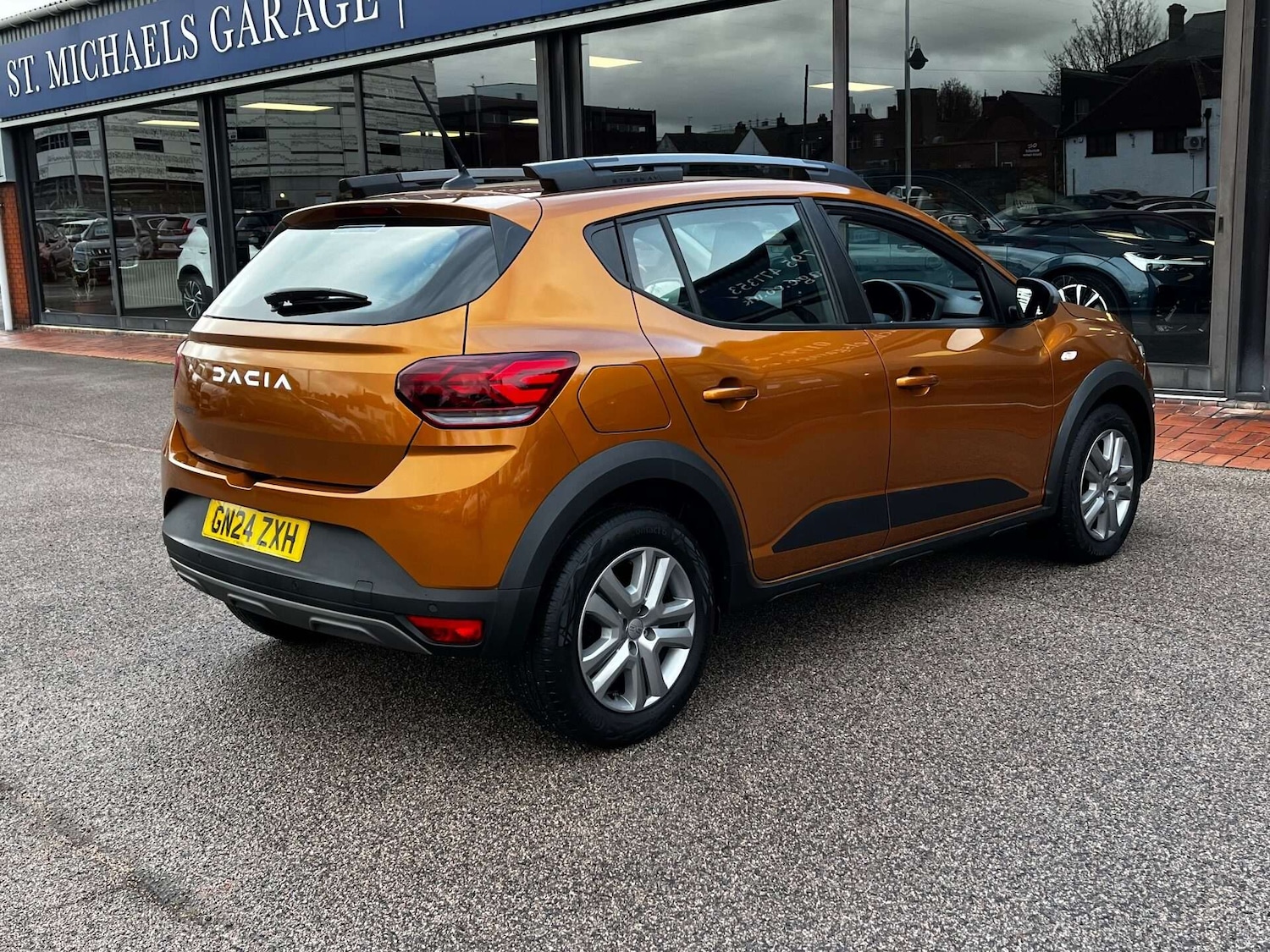 Used Dacia Sandero Stepway 2024 for sale - 76957791: Photo 8