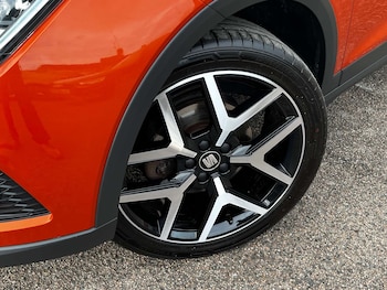 Used SEAT Arona 2019 for sale - 76980023: Photo