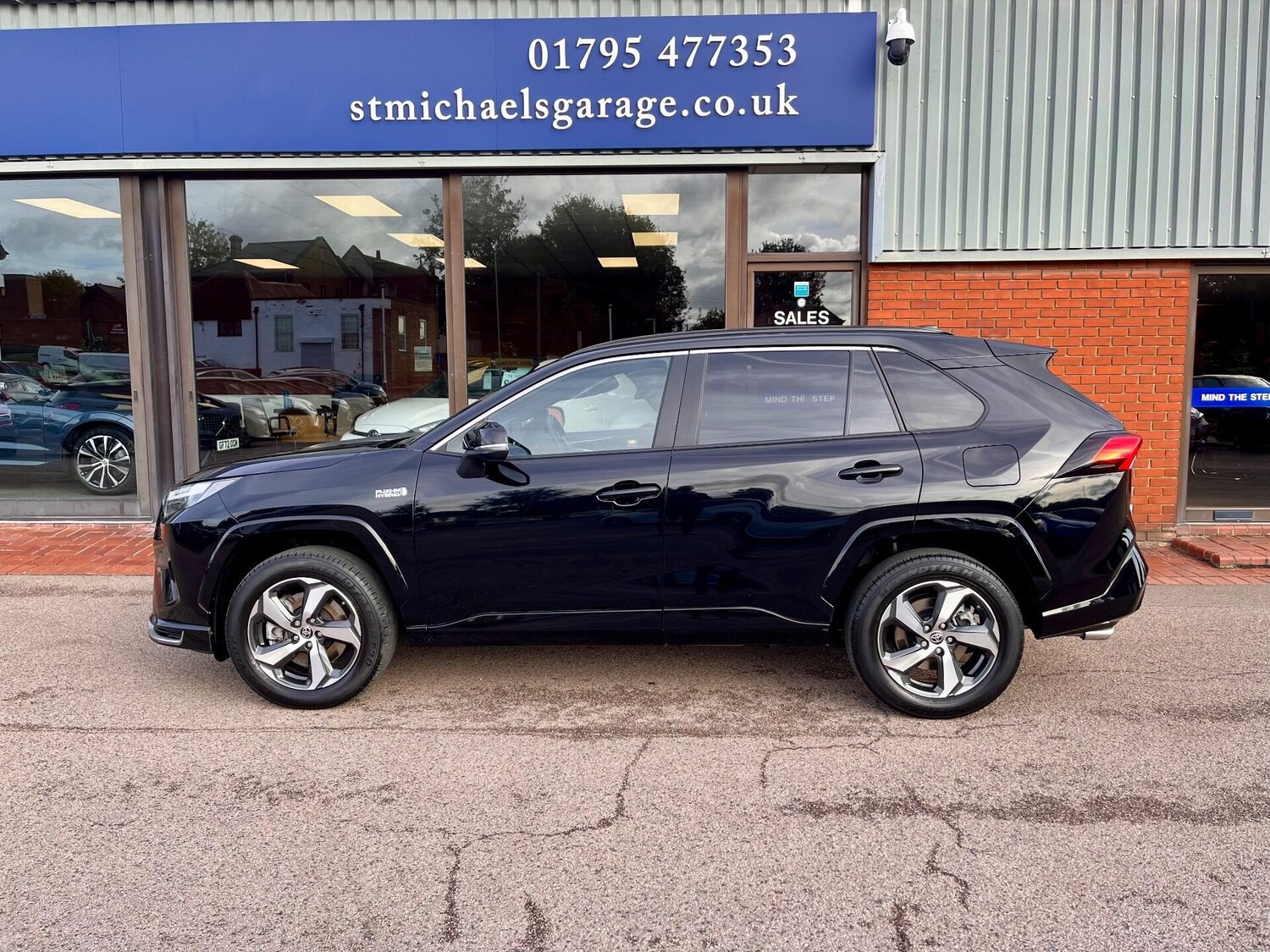 Used Toyota RAV4 2024 for sale - 76287041: Photo 11