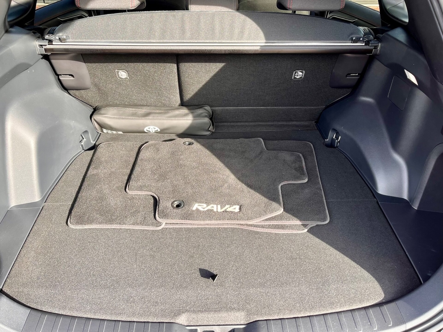 Used Toyota RAV4 2024 for sale - 76287041: Photo 67