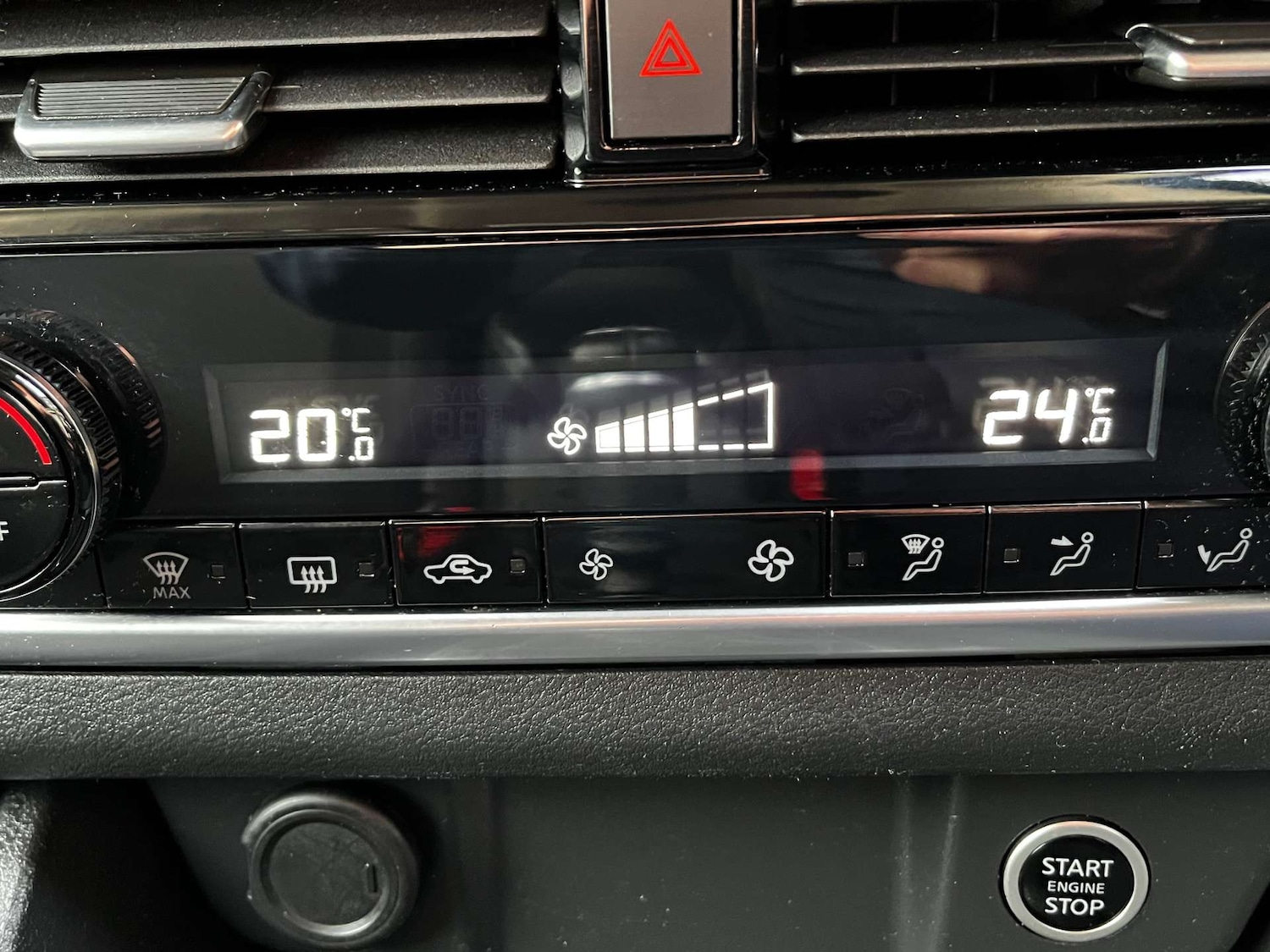 Used Nissan Qashqai 2023 for sale - 77259130: Photo 50