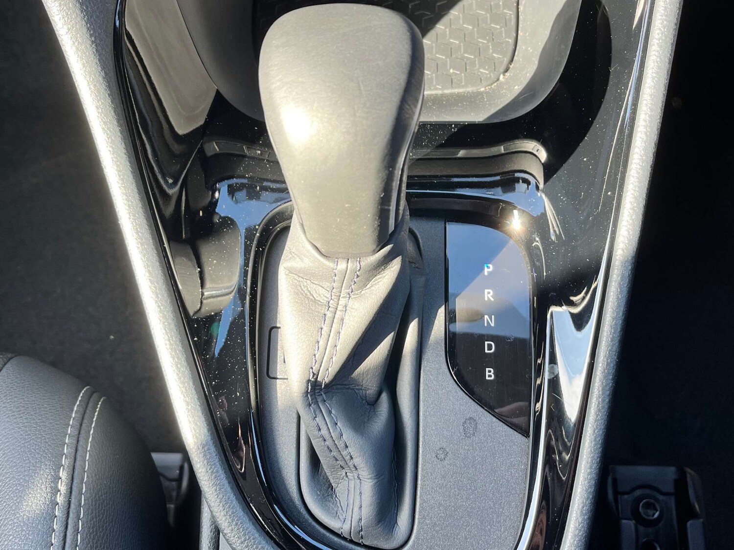 Used Toyota Yaris 2022 for sale - 77667880: Photo 51