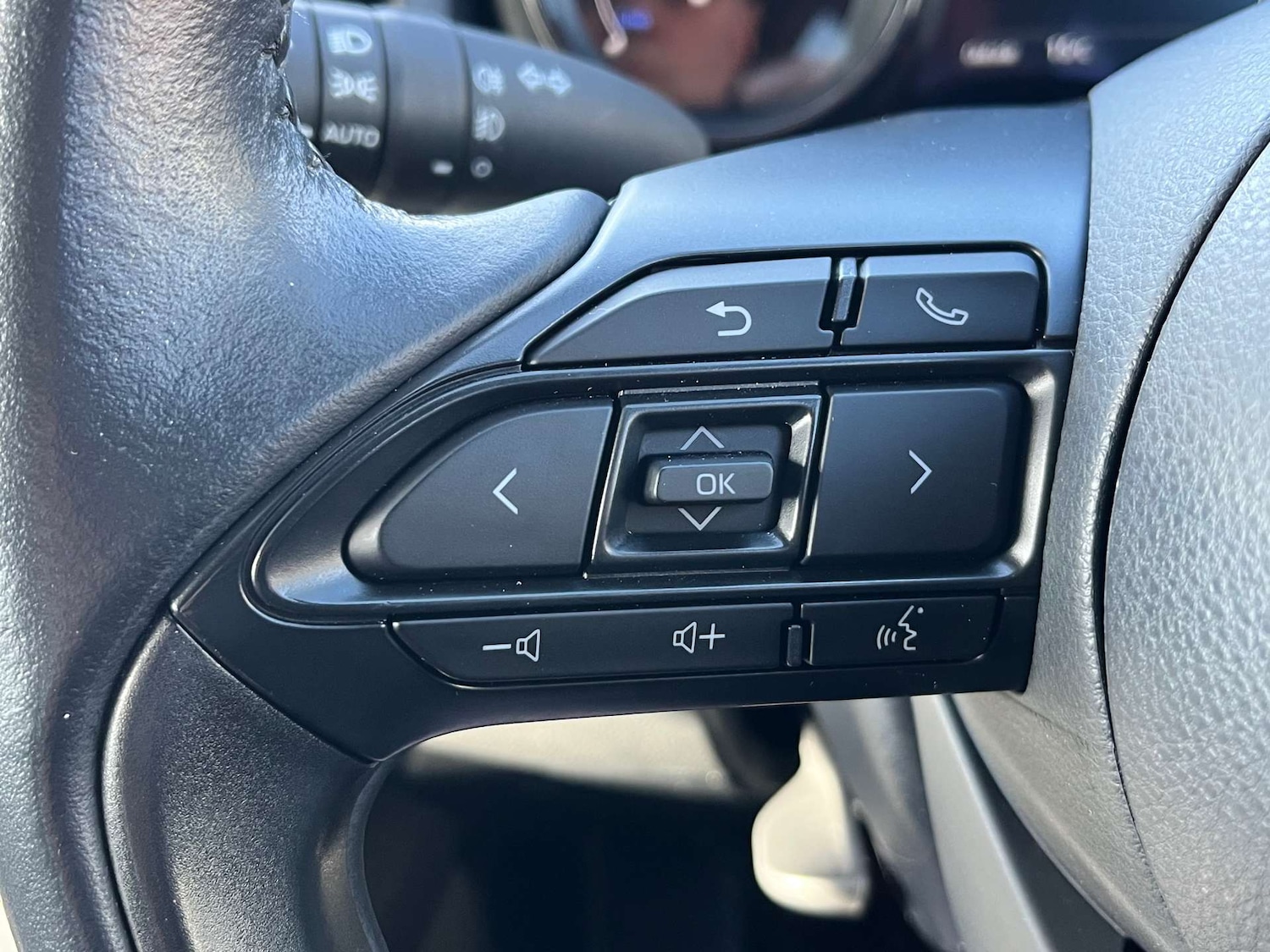 Used Toyota Yaris 2022 for sale - 77667880: Photo 54