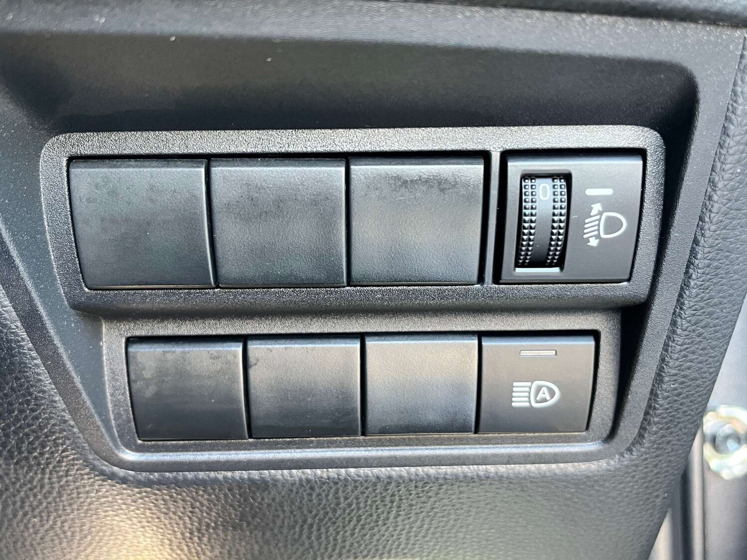 Used Toyota Yaris 2022 for sale - 77667880: Photo 61