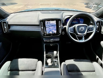Used Volvo XC40 2024 for sale - 79020909: Photo