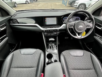 Used Kia Niro 2020 for sale - 75632020: Photo