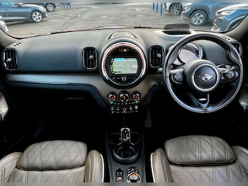 Used MINI Countryman 2018 for sale - 77211781: Photo