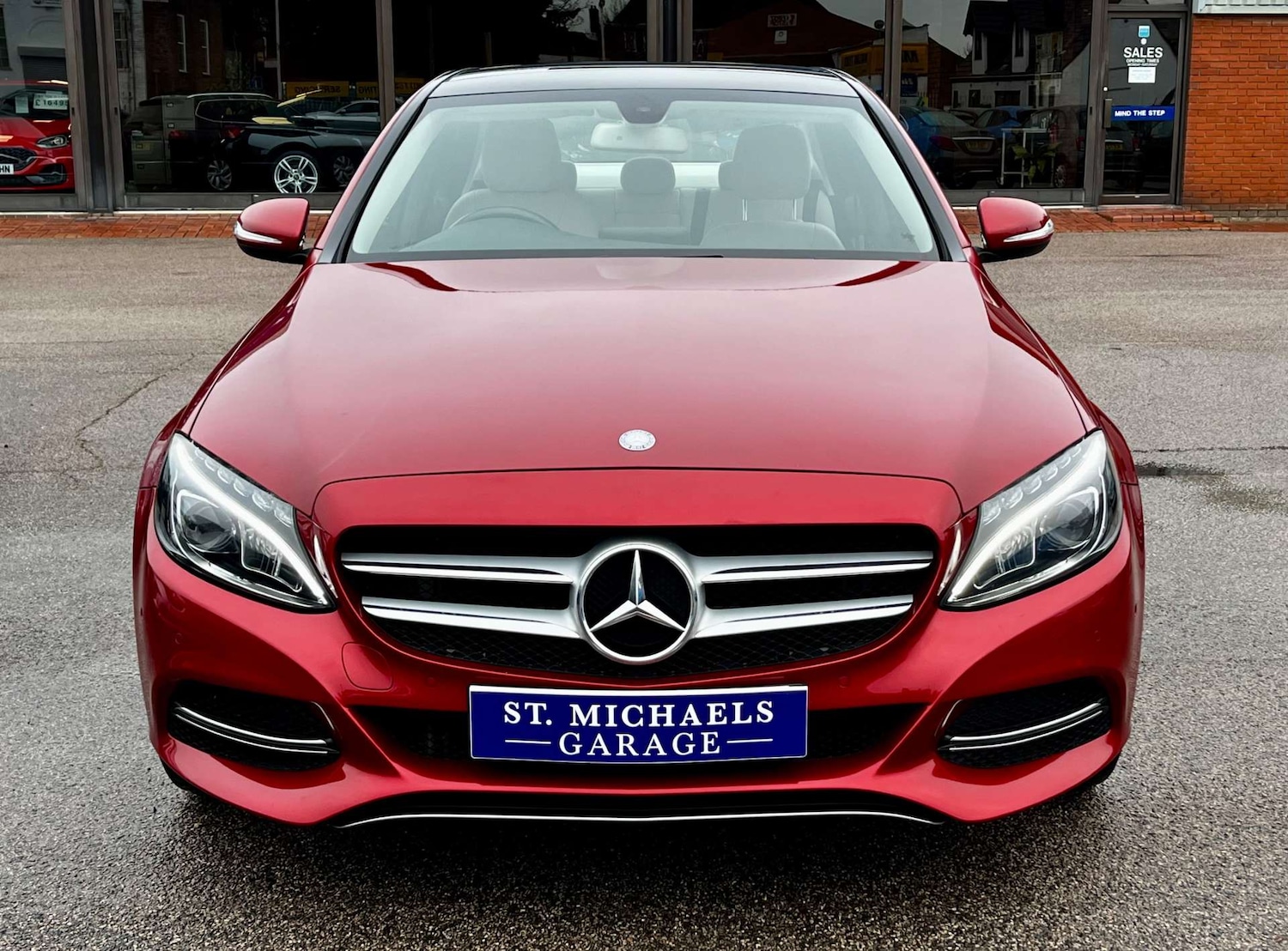 Used Mercedes-Benz C Class 2015 for sale - 77137411: Photo 5